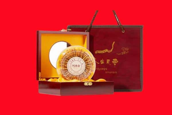 收购资讯:五华县回收冬虫夏草是按克吗